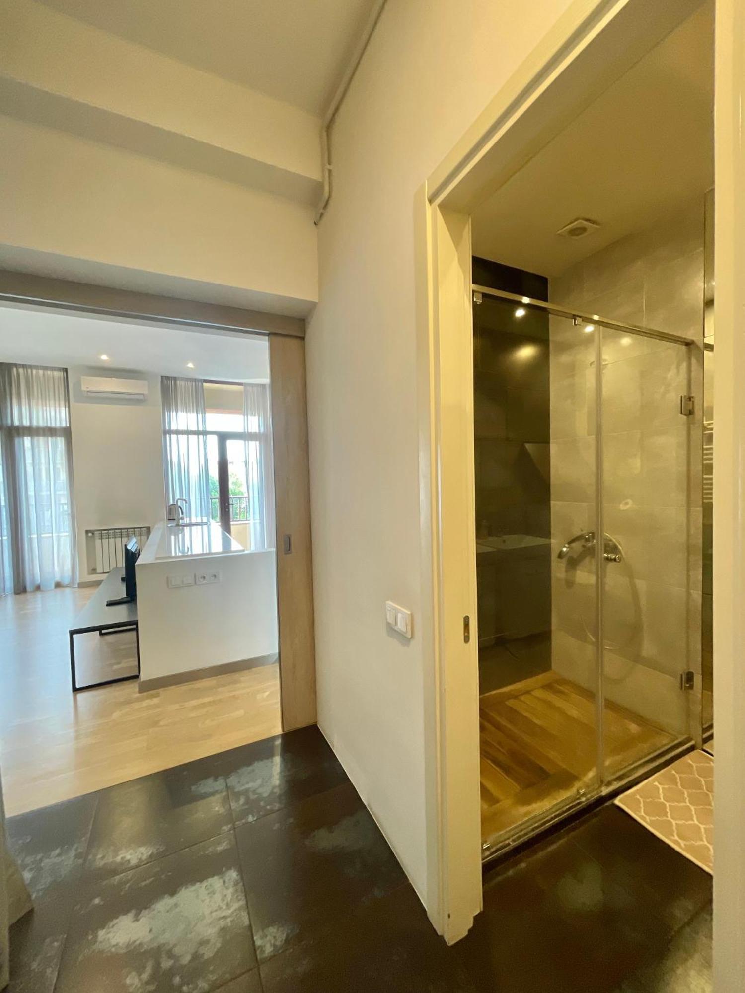Metro Apartment Yerevan Ngoại thất bức ảnh