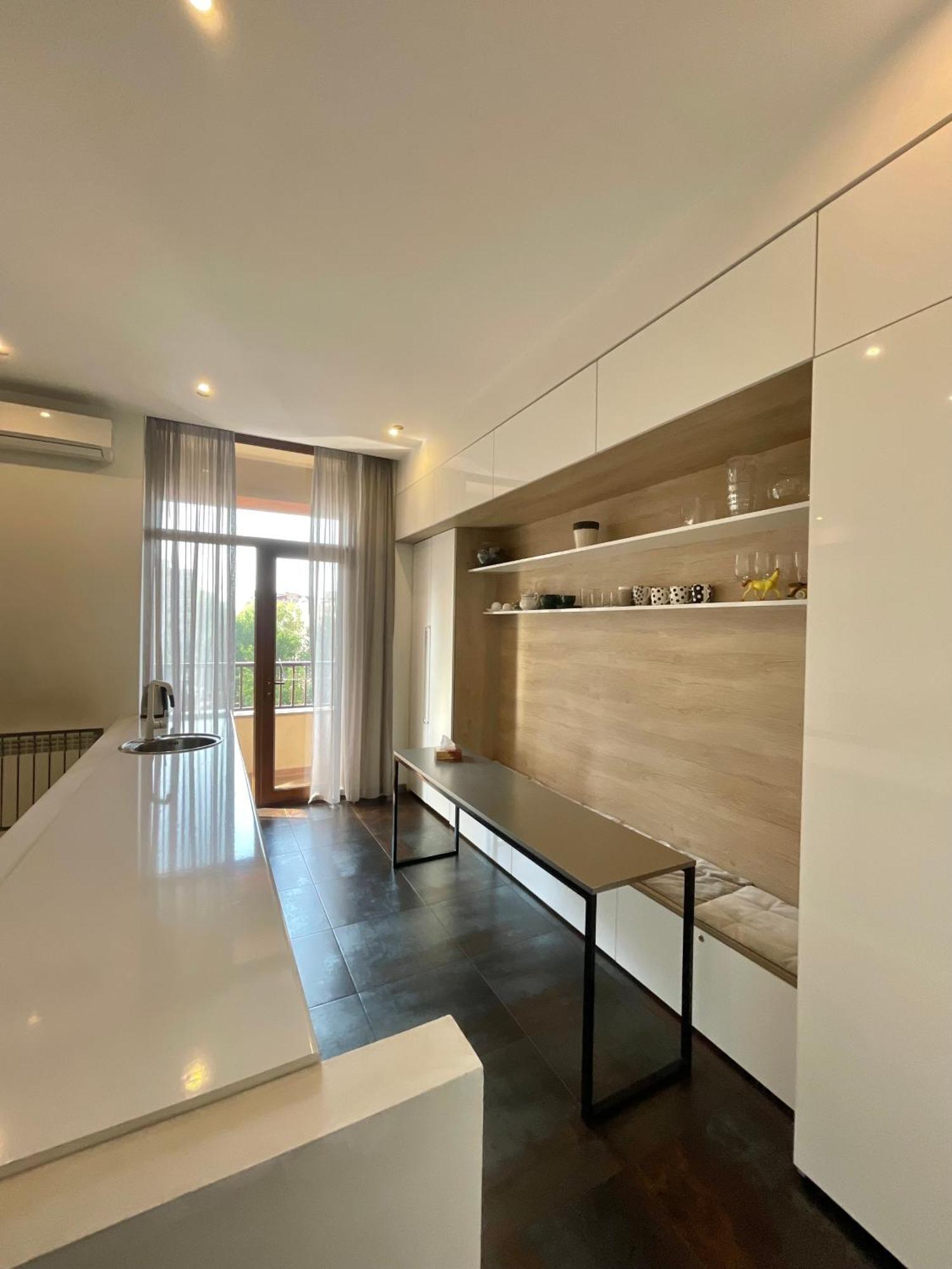 Metro Apartment Yerevan Ngoại thất bức ảnh