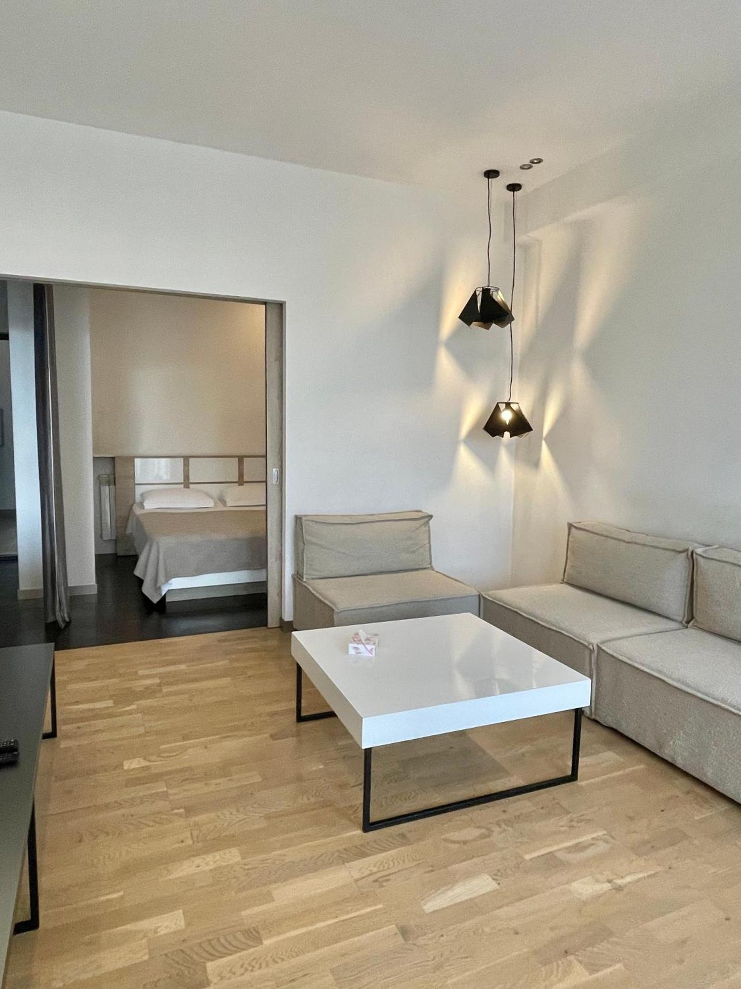 Metro Apartment Yerevan Ngoại thất bức ảnh